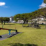 Burmeister 302 - Beach Front Views With Onsite Parking