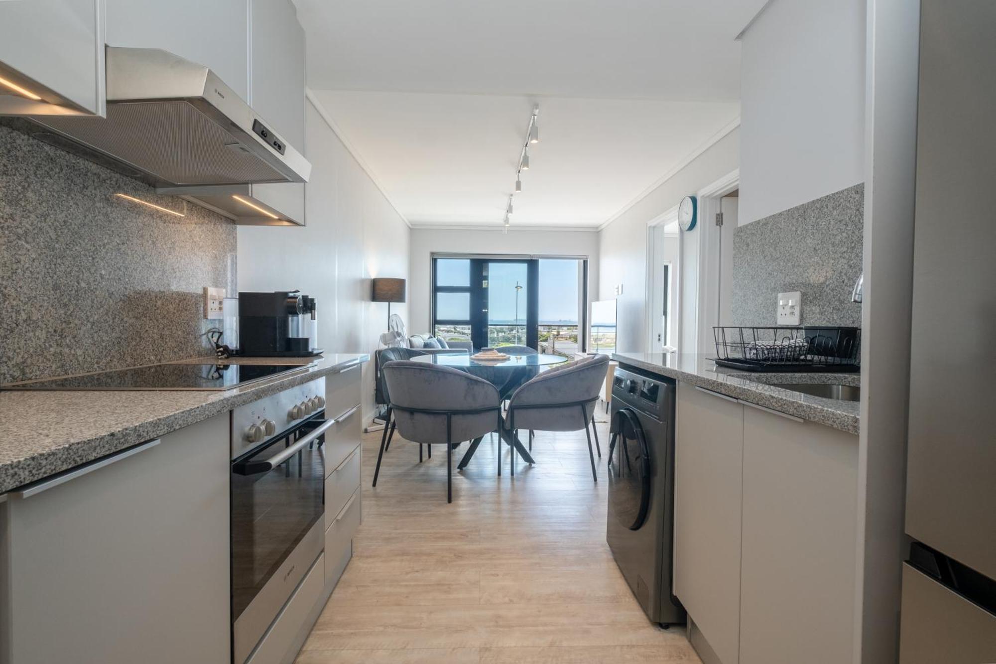 Apartment Burmeister 302 - Front Views With Onsite Parking Cape Town
